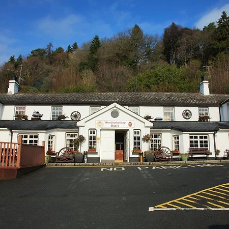 Woodenbridge Hotel Esterno foto