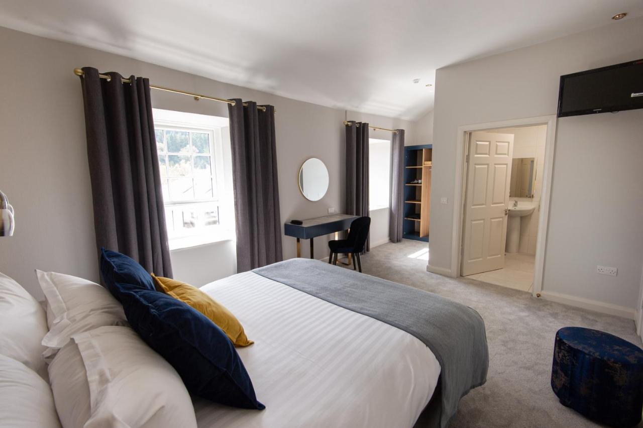 Woodenbridge Hotel Esterno foto