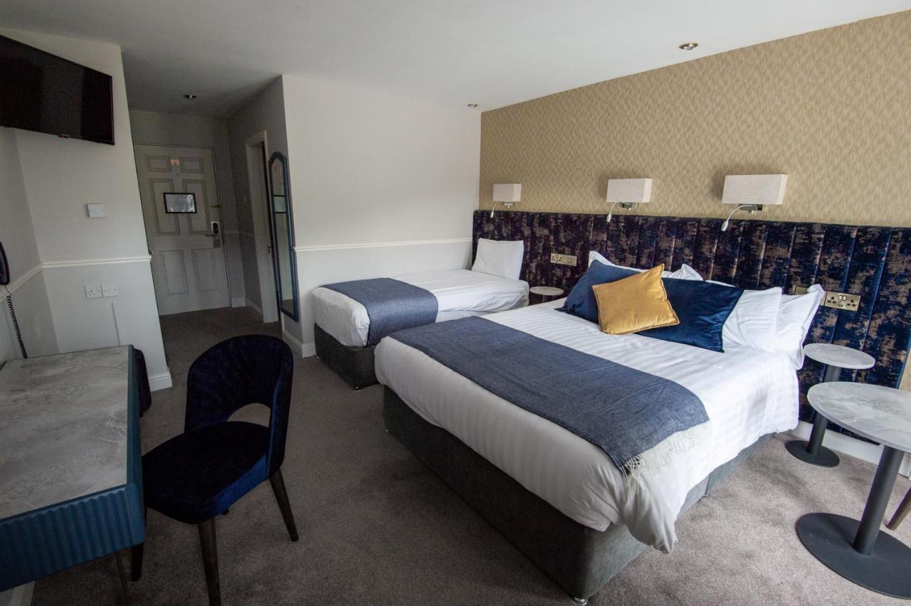 Woodenbridge Hotel Esterno foto