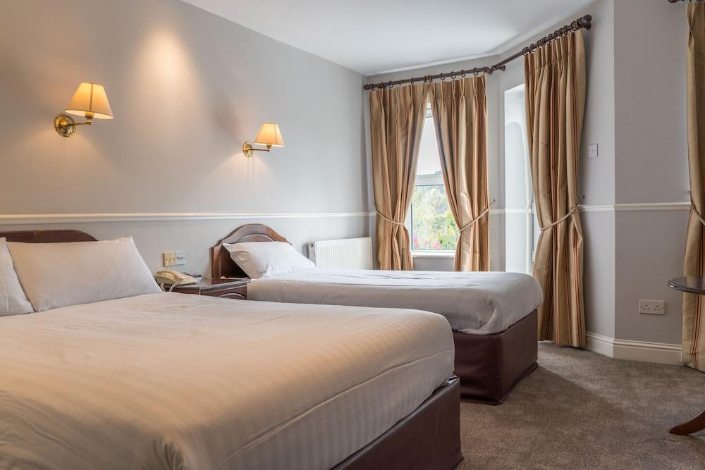 Woodenbridge Hotel Esterno foto