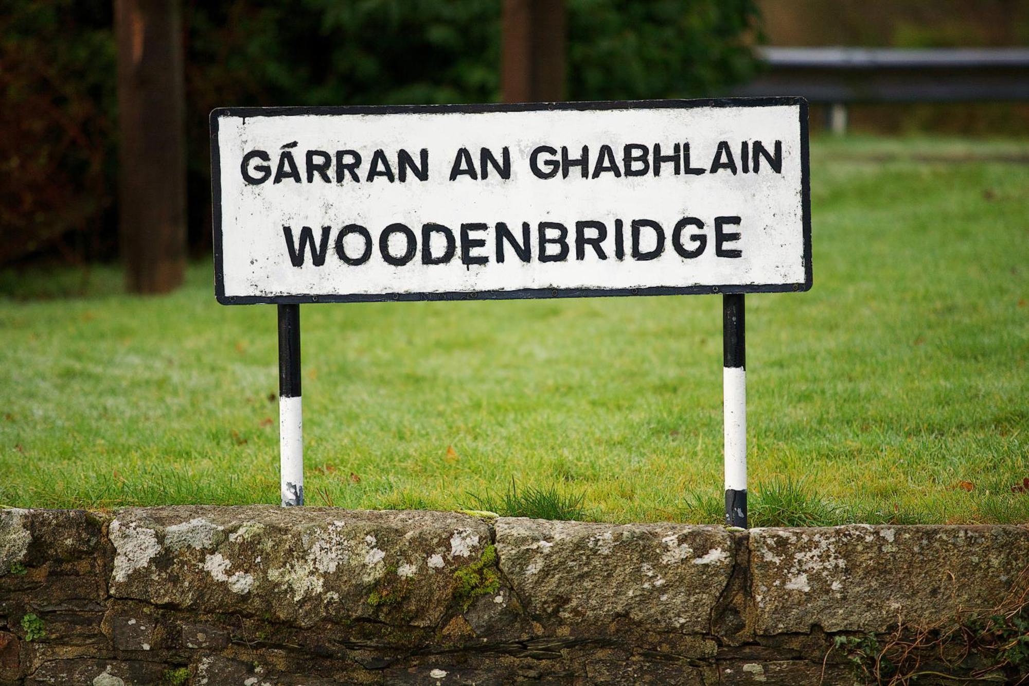 Woodenbridge Hotel Esterno foto