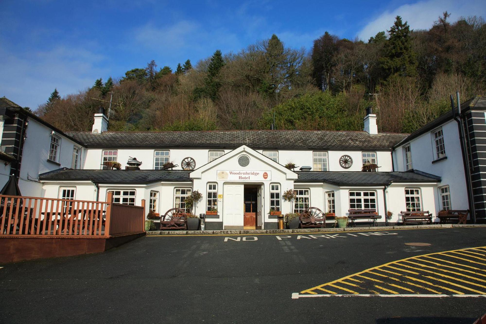 Woodenbridge Hotel Esterno foto