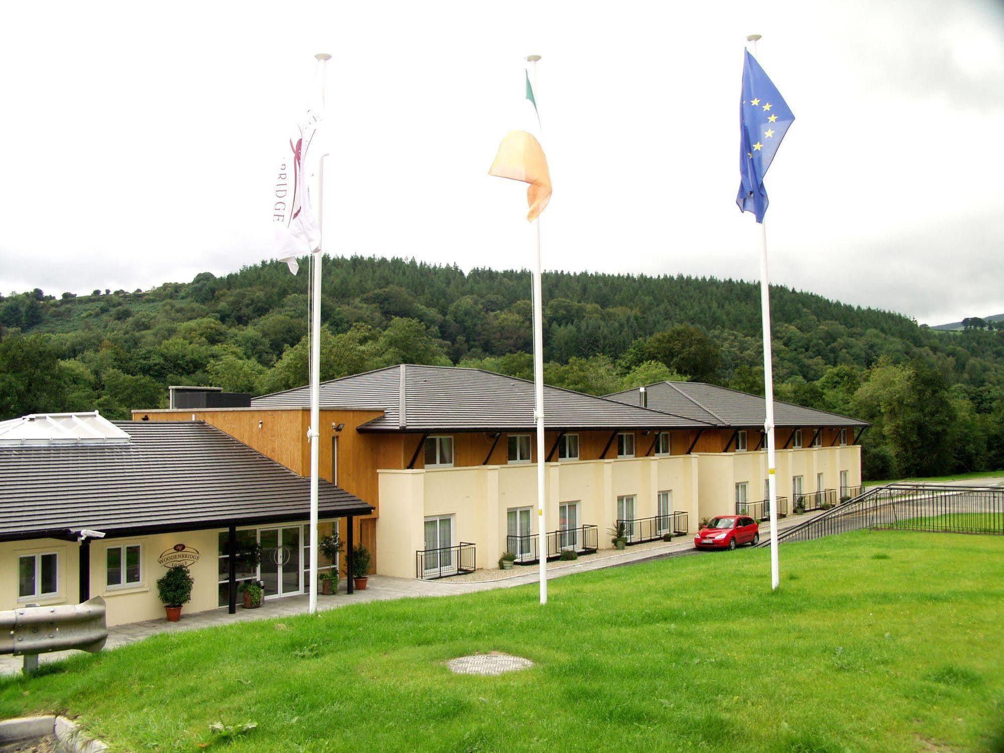 Woodenbridge Hotel Esterno foto